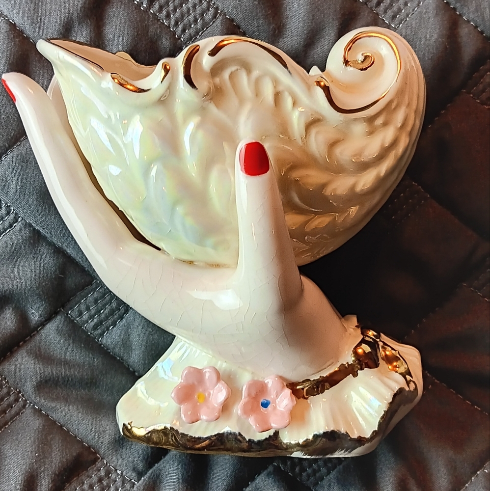 Vintage Norleans porcelain trinket holder.